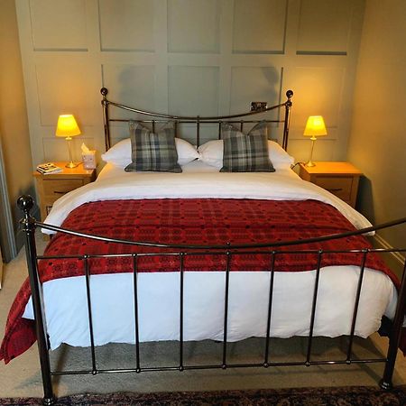 Bed and Breakfast Dylan Thomas Sea View Лохарн Экстерьер фото