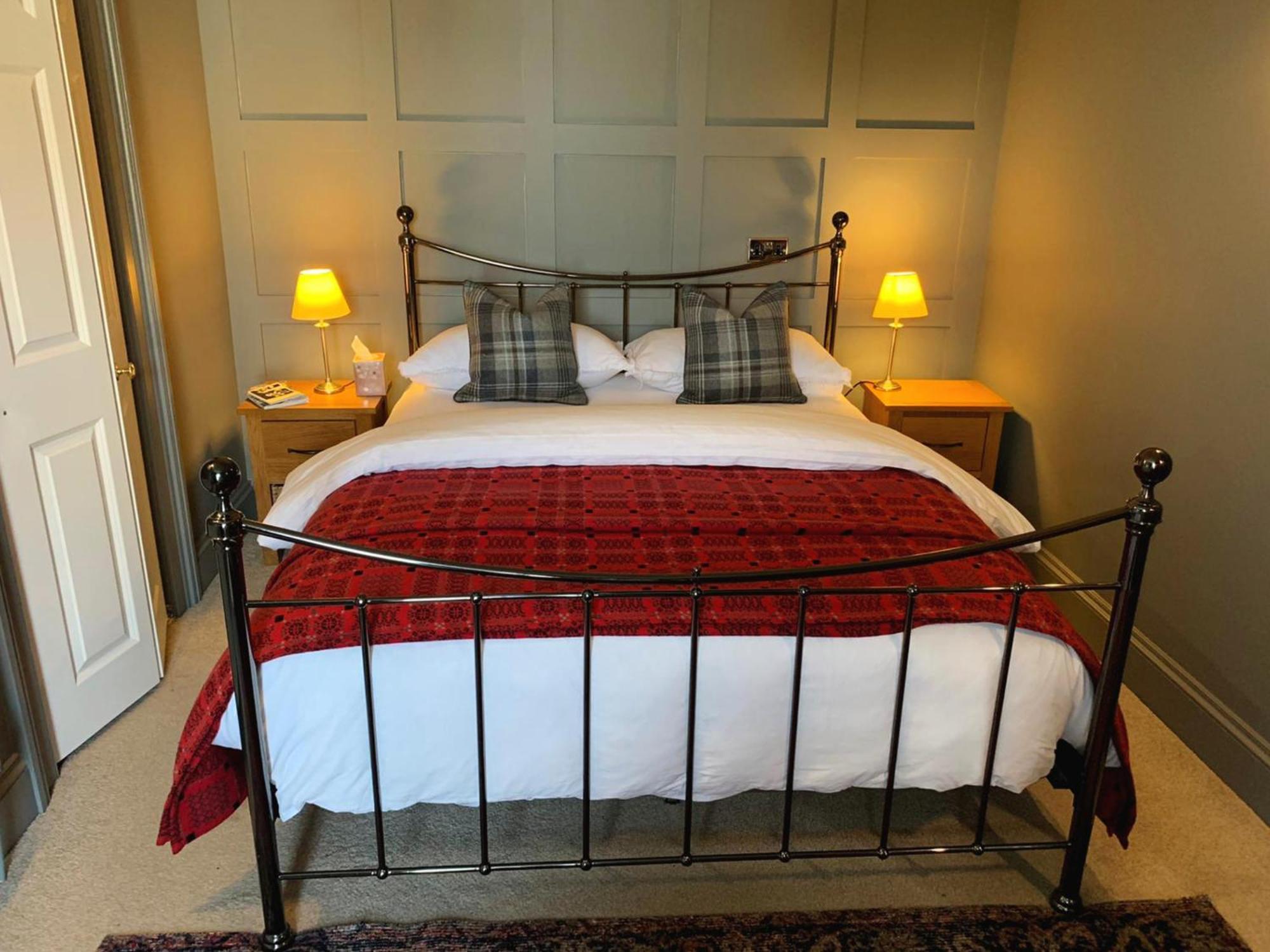 Bed and Breakfast Dylan Thomas Sea View Лохарн Экстерьер фото